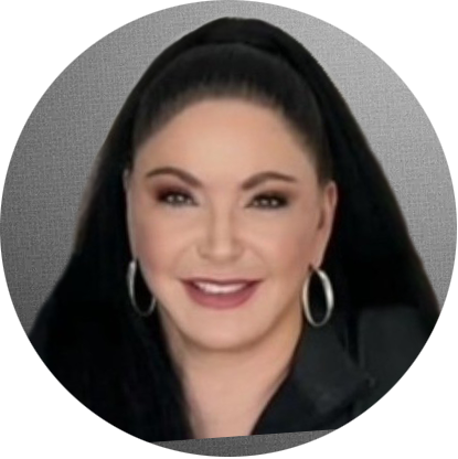 Celia Tanaka headshot